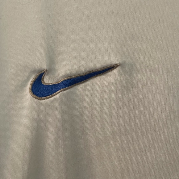 Nike Dri Fit Elite University of KY  Long Sleeve Shirt Sz. Large  NCAA. - Picture 5 of 9